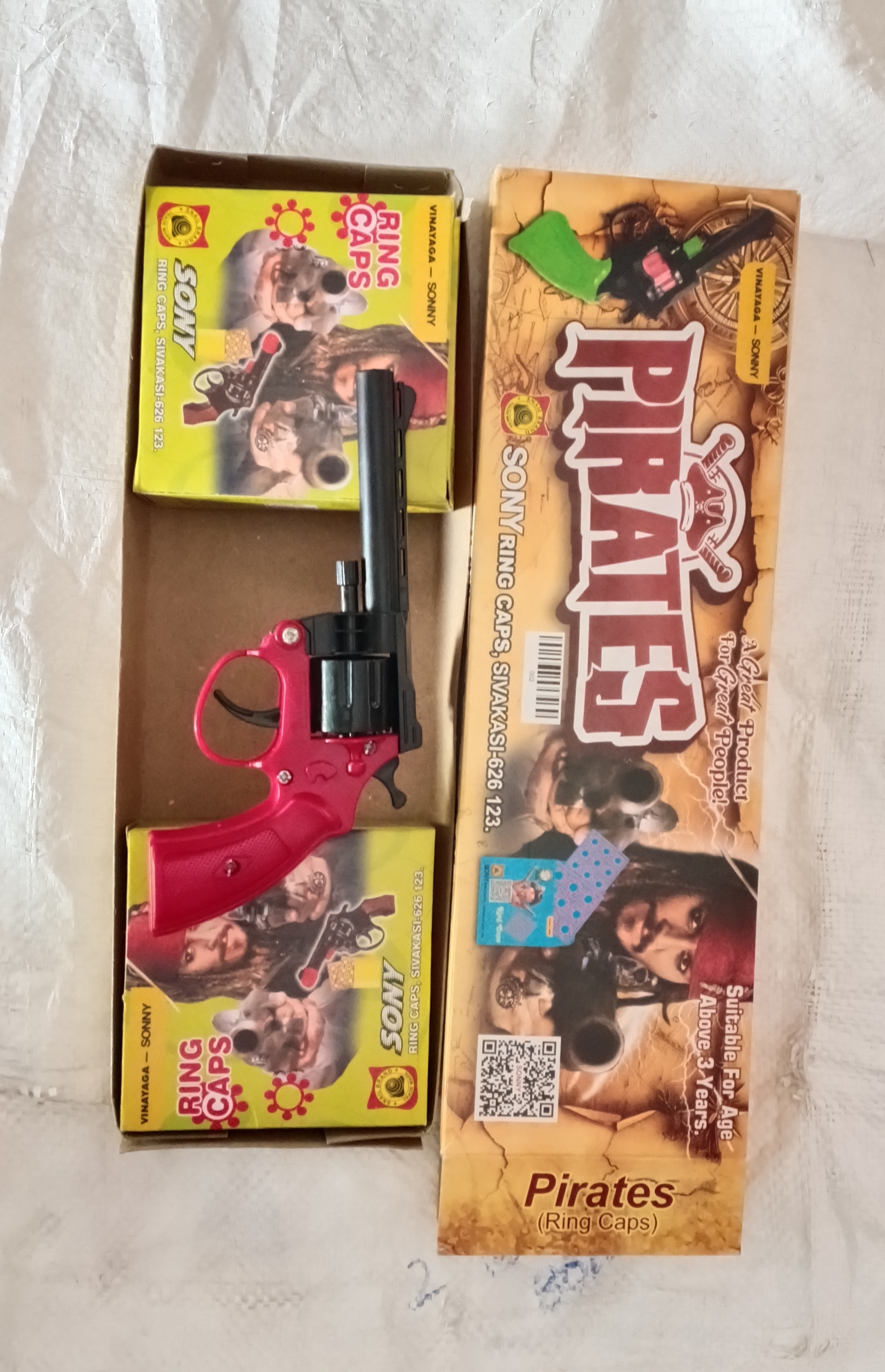 Pirates Gun with Ring cap